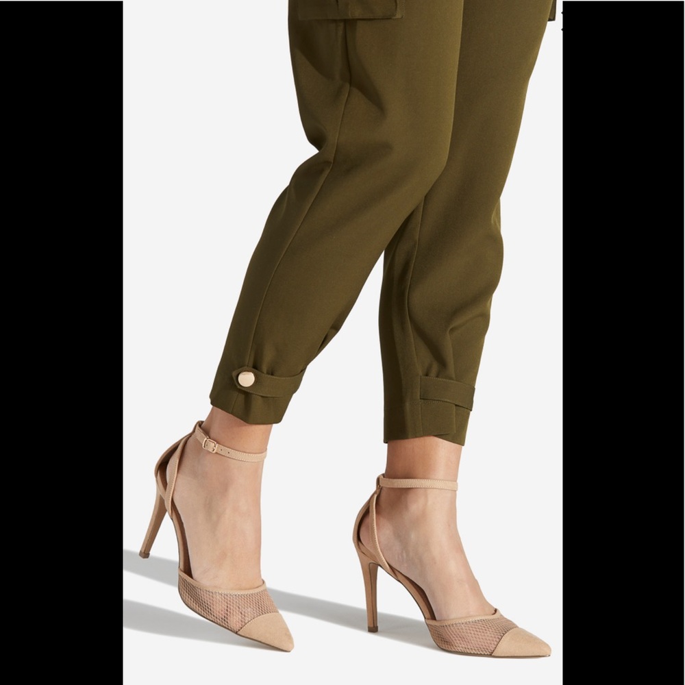 NWT Shoe Dazzle Beige Mesh Detail Heeled Pumps - Picture 9 of 10